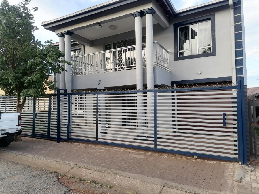 6 Bedroom Property for Sale in Mohadin North West